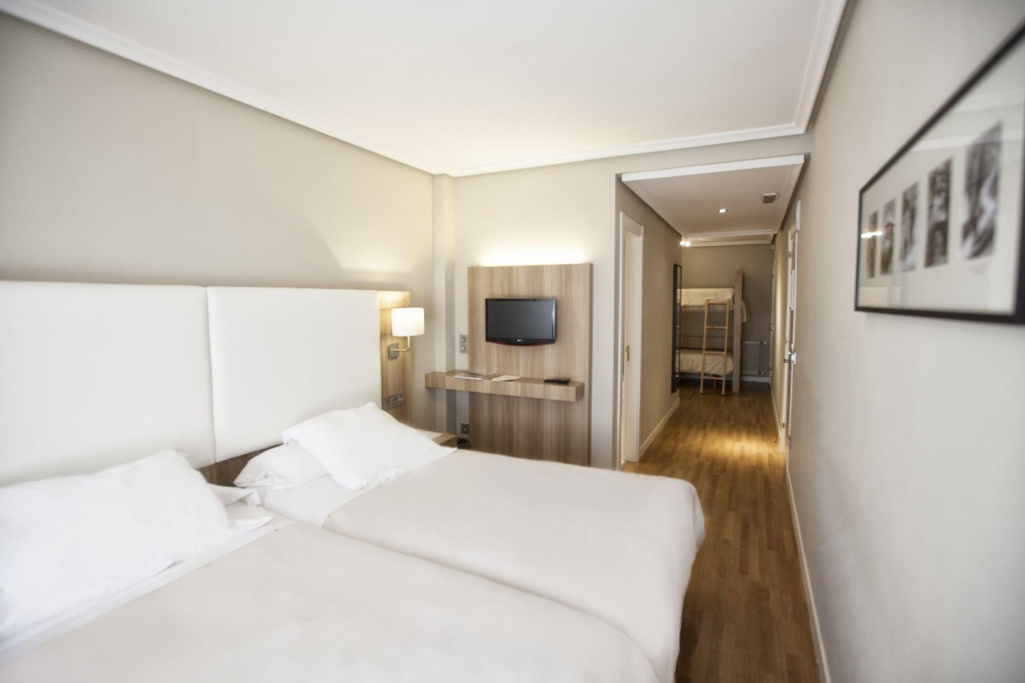 Onís Hotel Los Lagos Nature מראה חיצוני תמונה