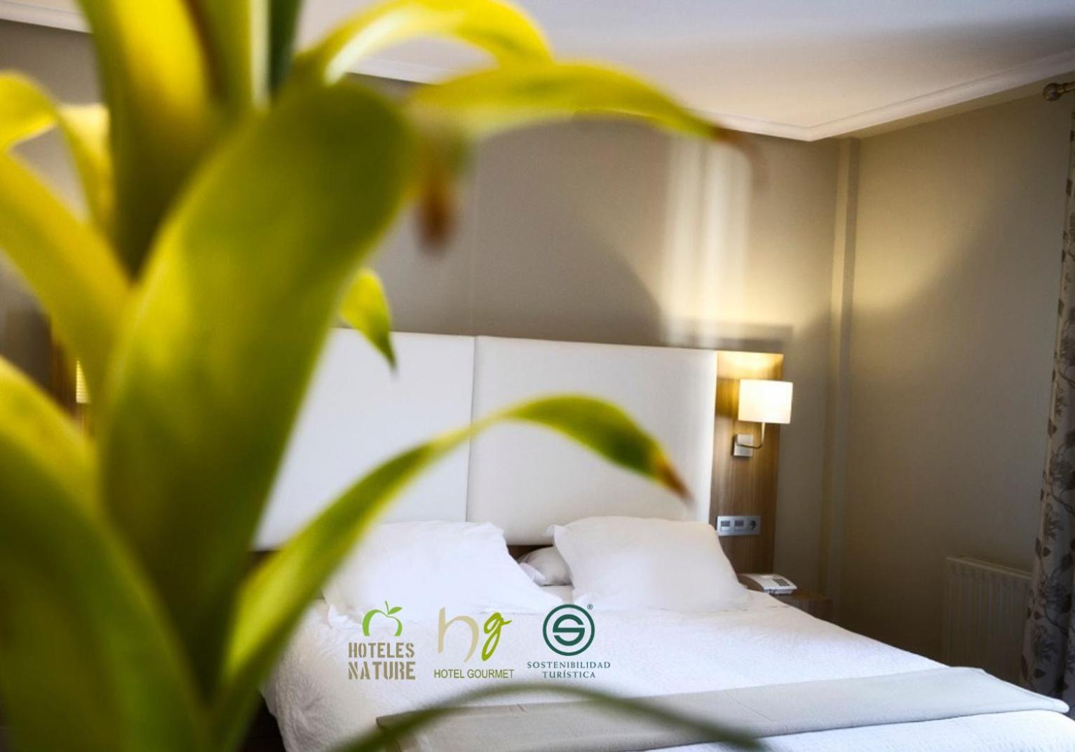 Onís Hotel Los Lagos Nature מראה חיצוני תמונה