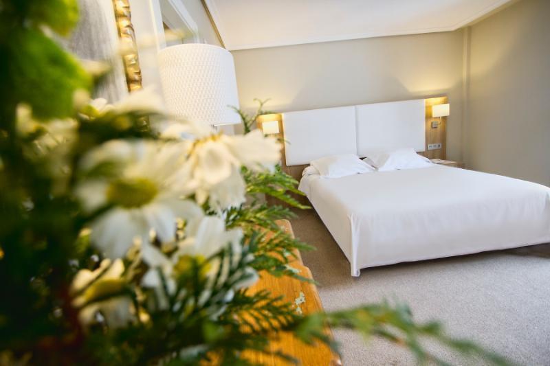 Onís Hotel Los Lagos Nature מראה חיצוני תמונה